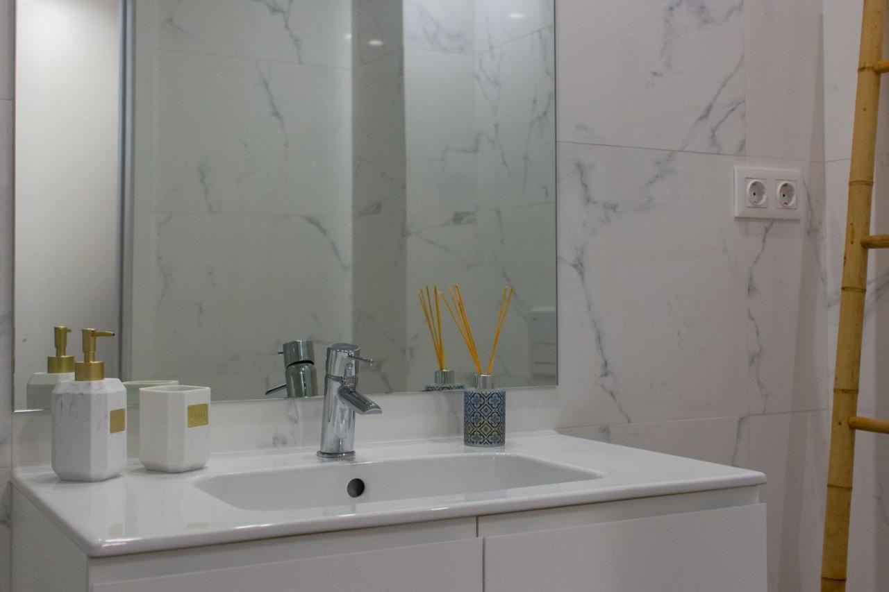 Stunning Apartment W/ Free Parking By Lovelystay OOporto Extérieur photo