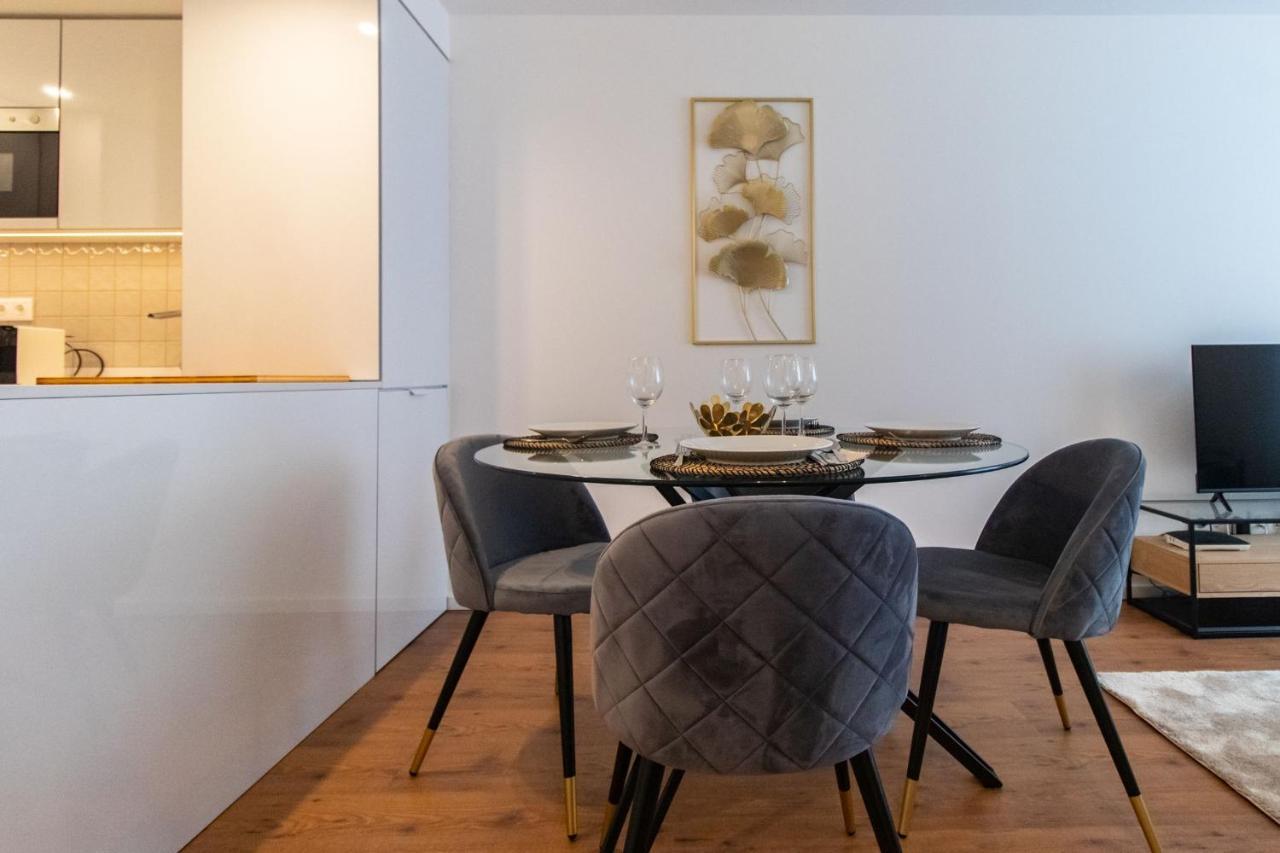 Stunning Apartment W/ Free Parking By Lovelystay OOporto Extérieur photo