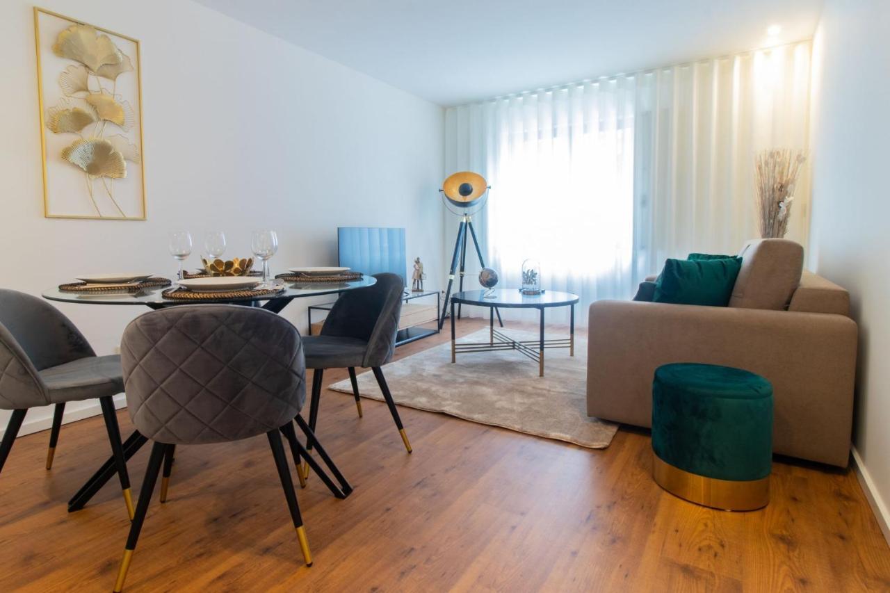 Stunning Apartment W/ Free Parking By Lovelystay OOporto Extérieur photo
