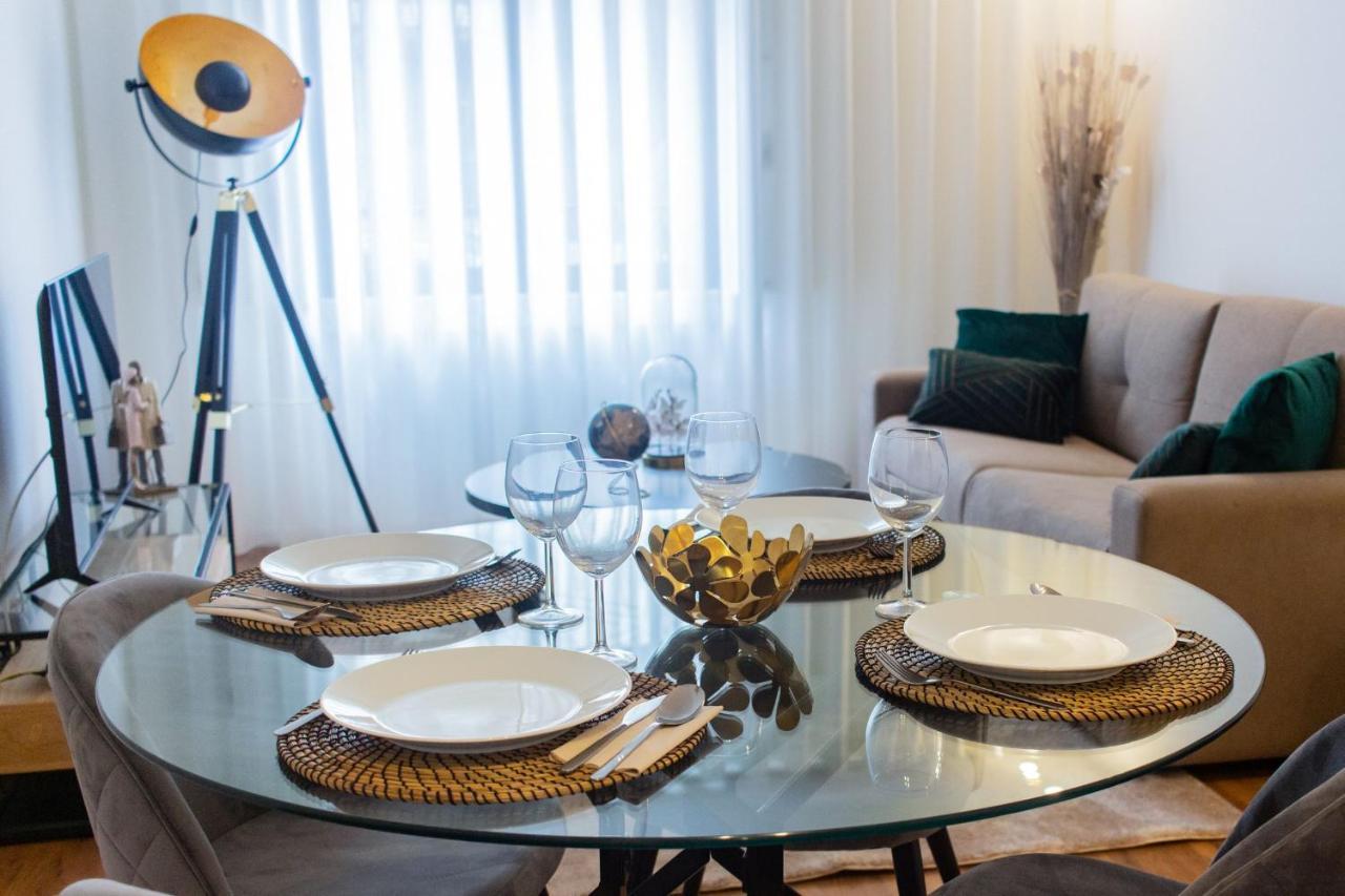 Stunning Apartment W/ Free Parking By Lovelystay OOporto Extérieur photo