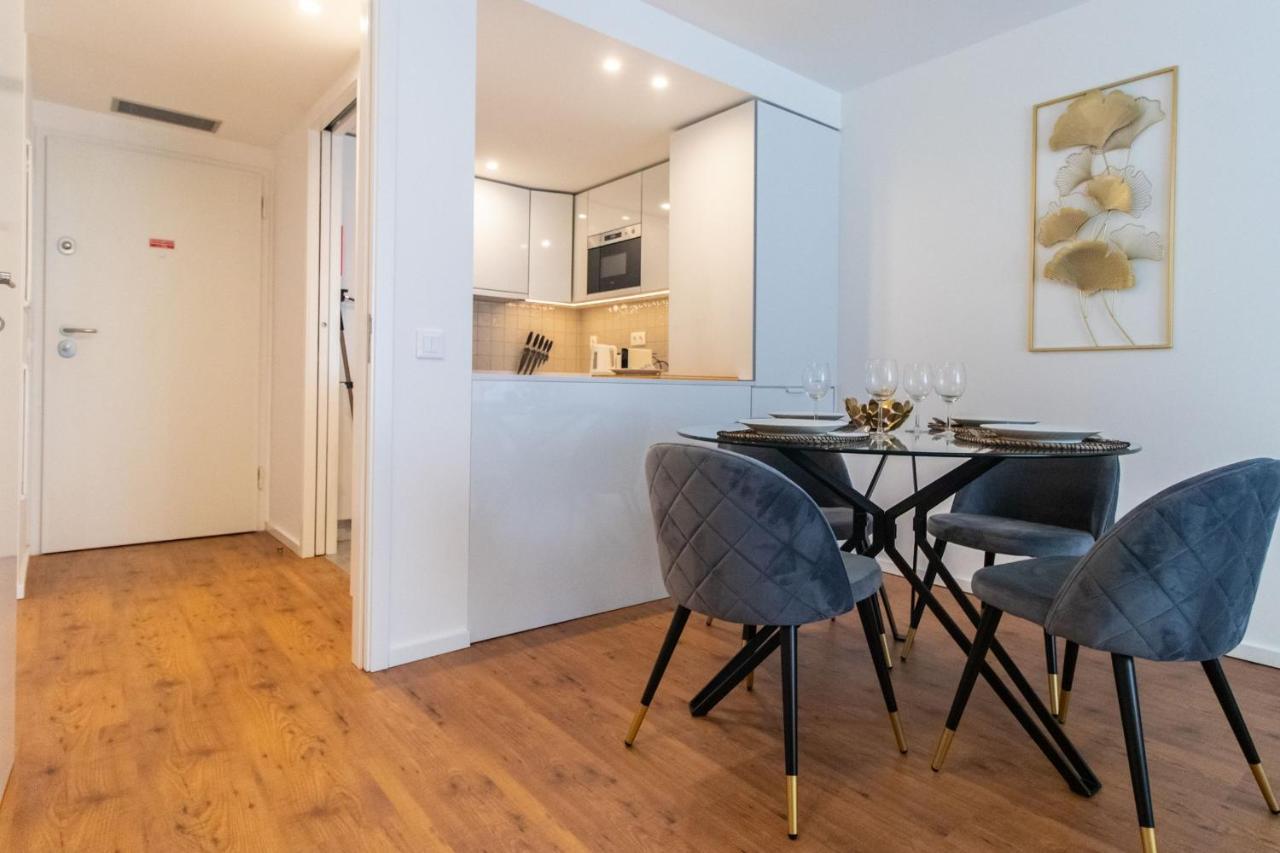 Stunning Apartment W/ Free Parking By Lovelystay OOporto Extérieur photo